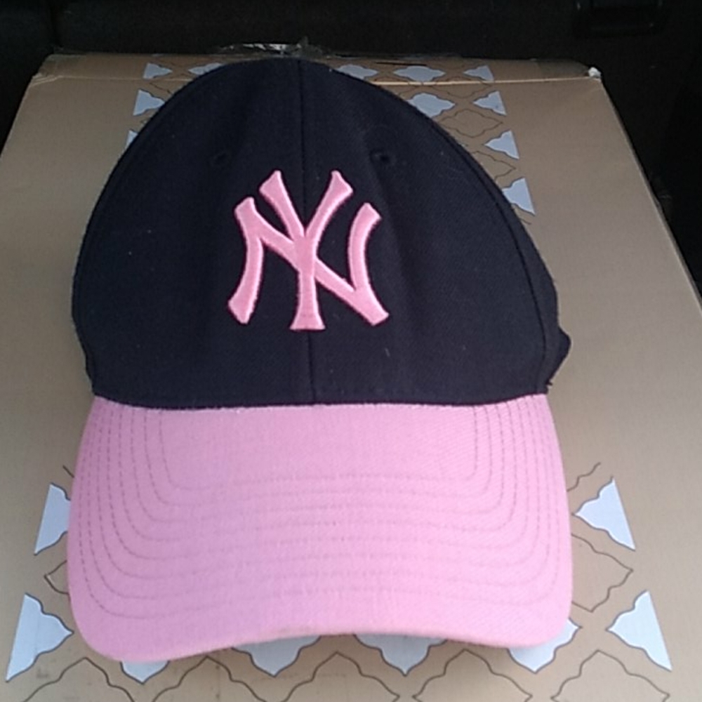 New York Yankees baseball hat, '47 brand